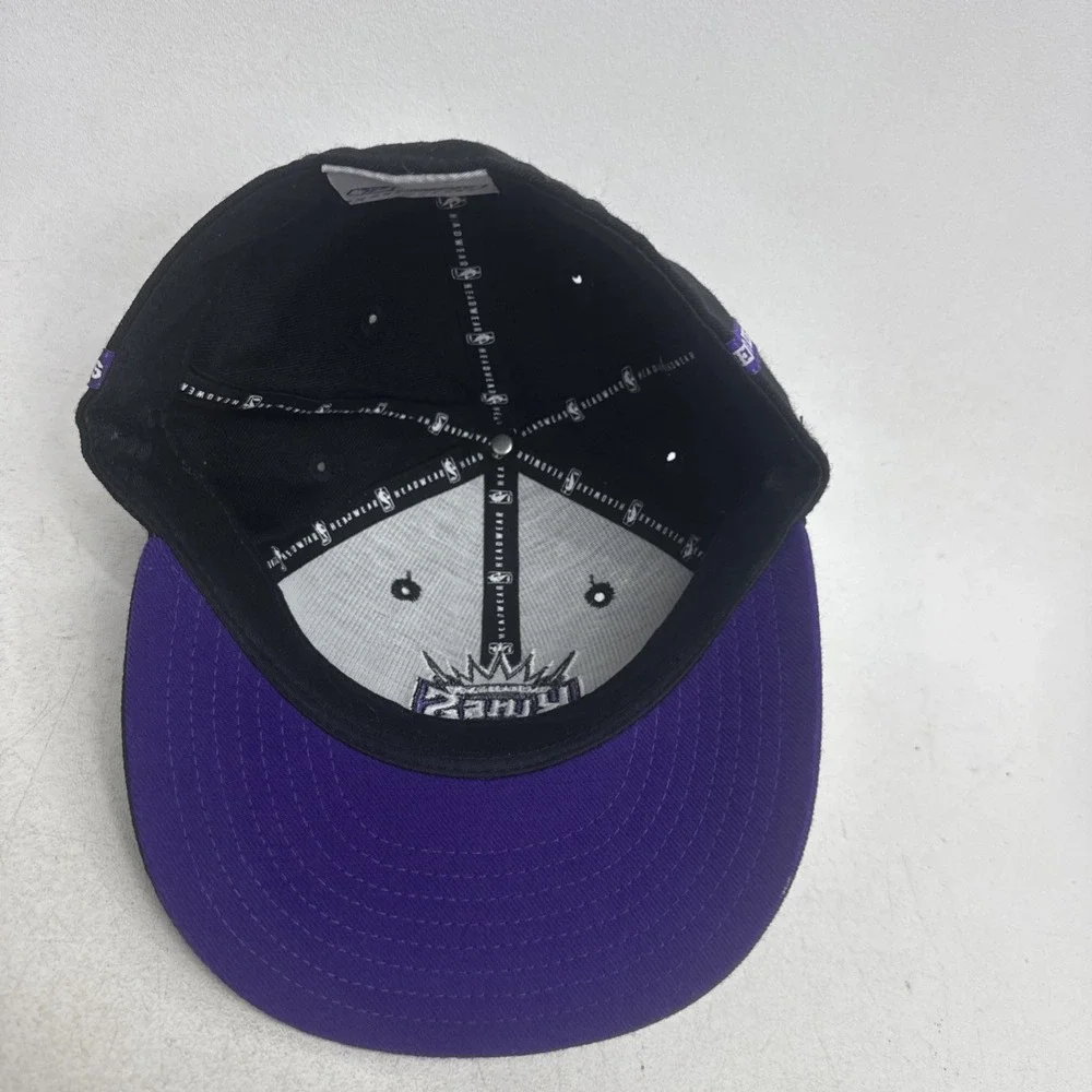 Sacramento Kings NBA Reebok Black Purple Cap Hat Logo Fitted ~ Size 7 1/8